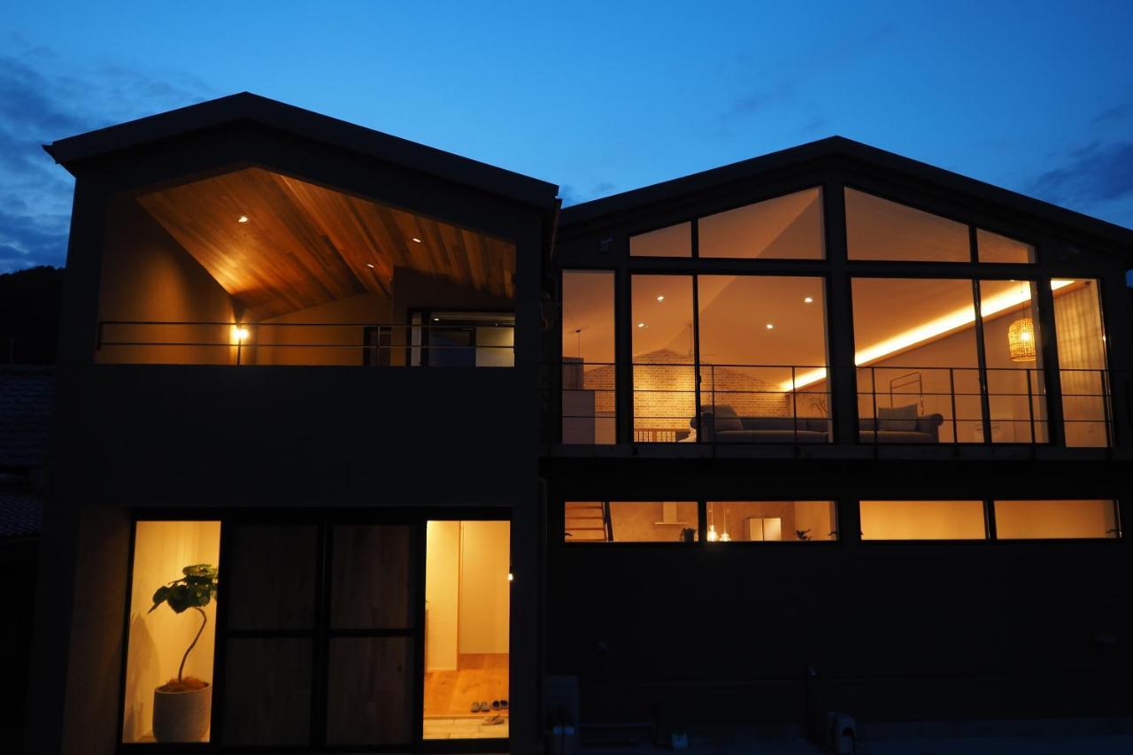 Private Luxury Villa With Ocean View Shodoshima Exterior foto